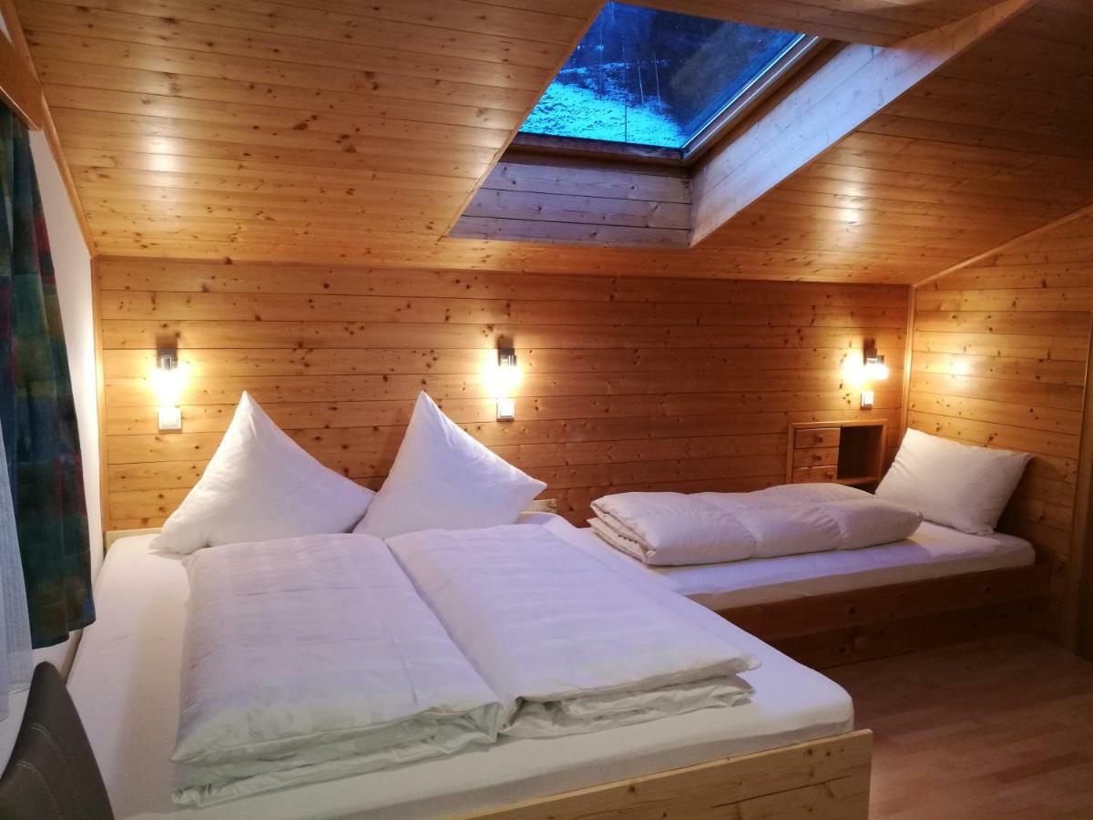 Apartments Poetscher Матрей ин Остирол Екстериор снимка